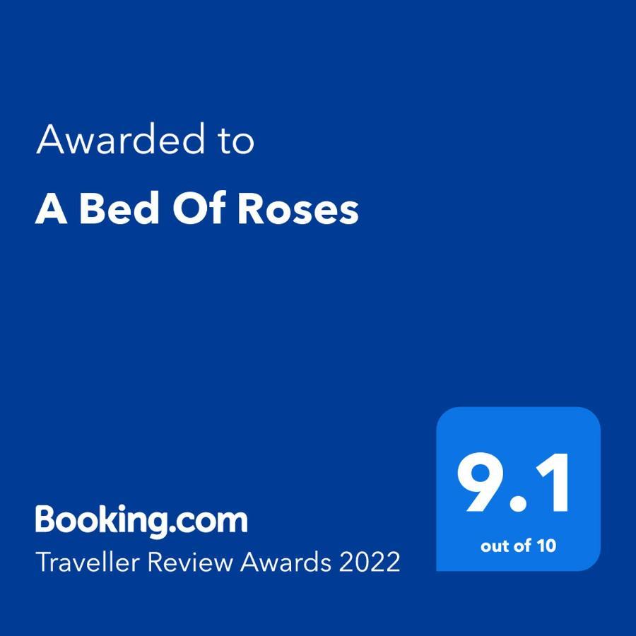 Апартаменти A Bed Of Roses Марсалфорн Екстер'єр фото